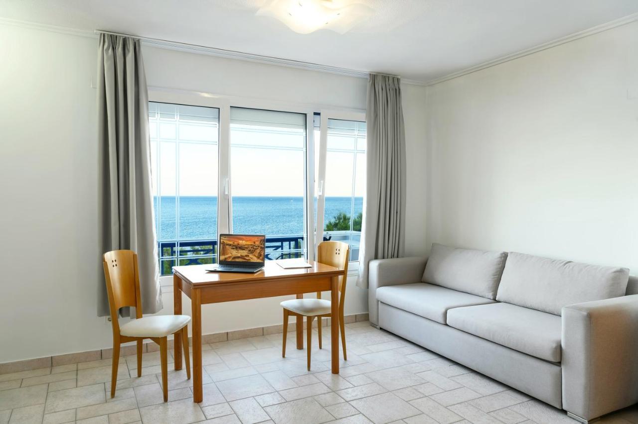 Aliki Studios Paralia Agias Foteinis Esterno foto